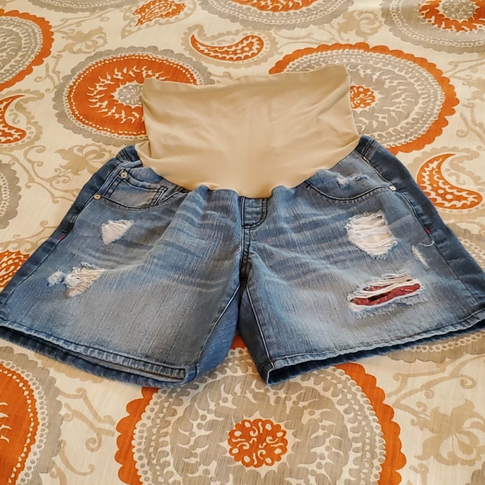 Maternity Distressed Jean Shorts - M